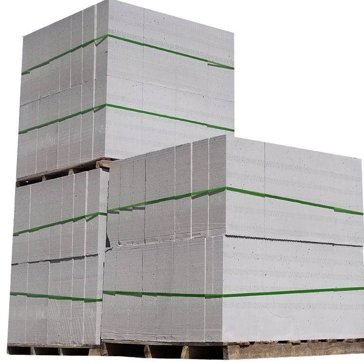 柳南改性材料和蒸压制度对冶金渣蒸压加气混凝土砌块性能的影响